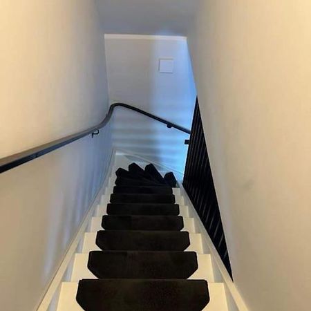 Villa Fint Hus Naera Jaervsoebacken Esterno foto