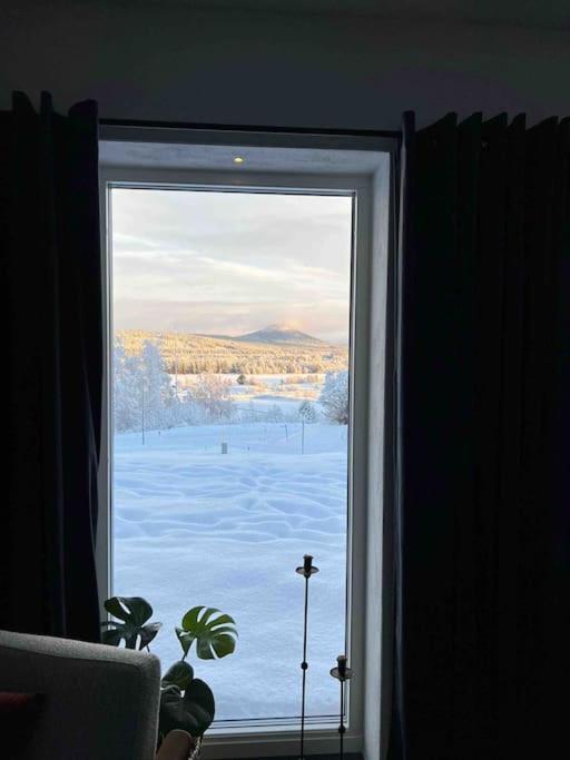 Villa Fint Hus Naera Jaervsoebacken Esterno foto